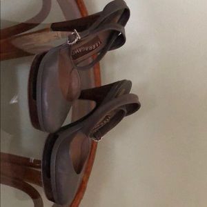 Ferragamo gray leather high heel shoes